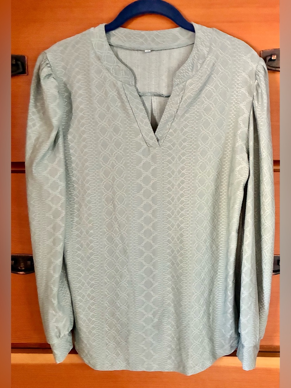 Sage Green Textured Blouse Medium Jacquard Long Sleeve Minimalist Boho Top - Picture 2 of 6